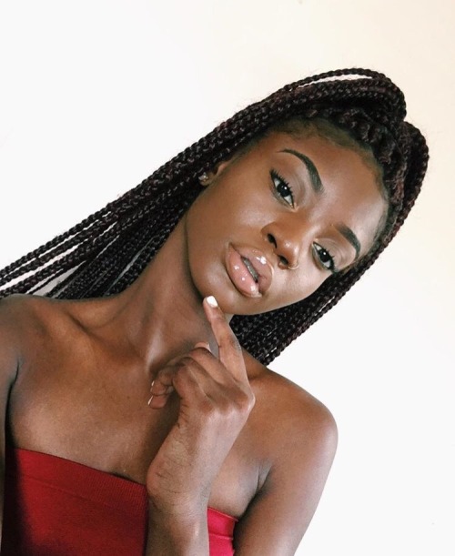 braidsforblackgirls:  http://instagram.com/x_ittybitty ✨ 