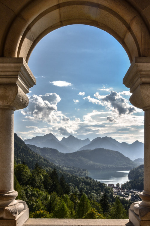 allthingseurope:The view from Neuschwanstein Castle, Germany (by jabi0911)