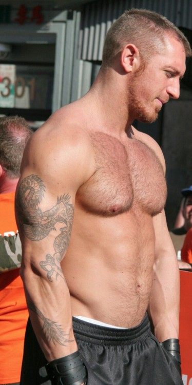 hairychestg:  hairy chest