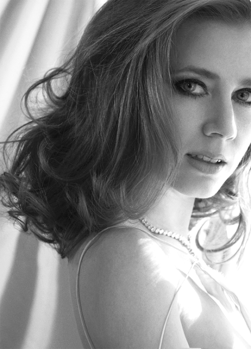 amyadamsource: Amy Adams photographed by Marc Hom