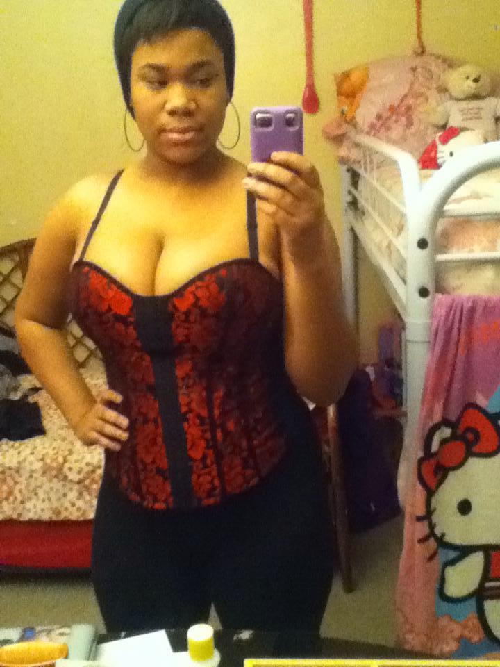 mixedcaramel28:  Busty problems :3