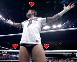 jasindarkblood:  ♥ CM Punk ♥  That camera man is really lucky to have a face full of Punk&rsquo;s bulge!