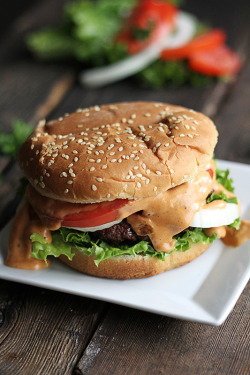 do-not-touch-my-food:  Chipotle Barbecue Burgers