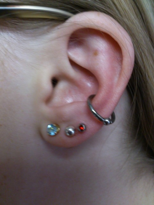 illmendmyself:New 3rd lobe piercing and outer conch done today!