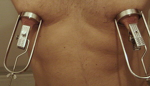 Gay nippleplay