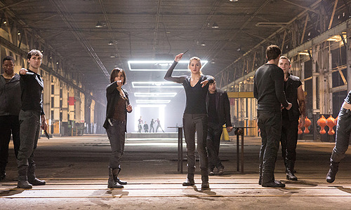 theojamesfr-deactivated20140519:  New Stills of Divergent in HQ (x) 