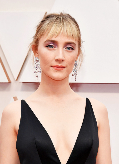 oscar-isaac:Saoirse Ronan attends the 92nd Annual Academy Awards on February 9th, 2020