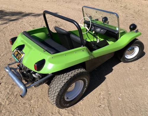 frenchcurious:Meyers Manx Buggies 1966. - source RM Sotheby’s.