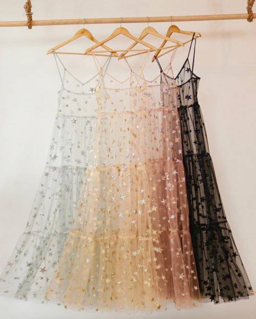 peachblushparlour:Stars in Her Eyes dress