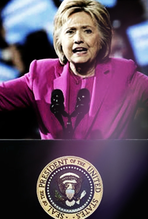 lauraadama: Favourite Hillary Rodham Clinton looks (4/∞) - purple edition