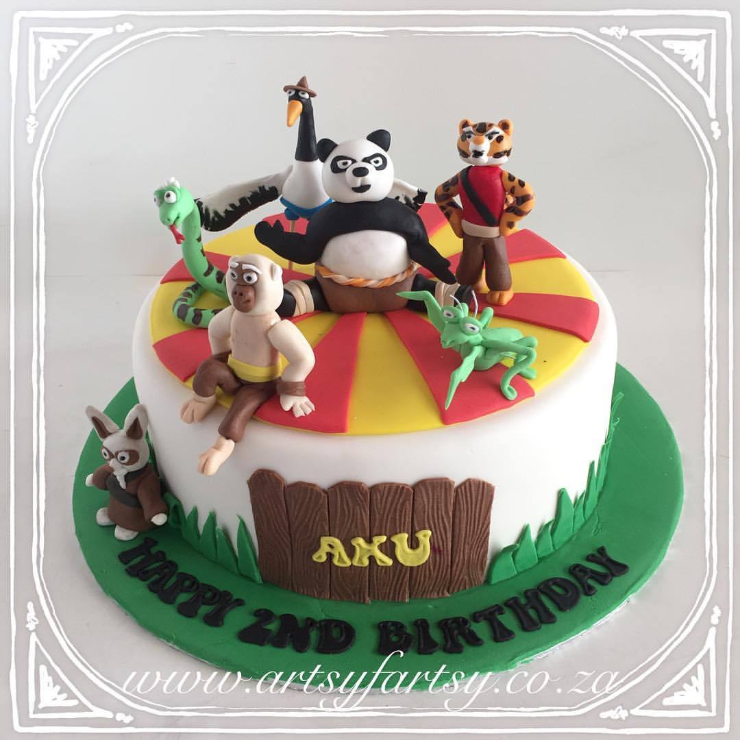 artsyfartsysa:
“ Kung Fu Panda Cake #kungfupandacake
”