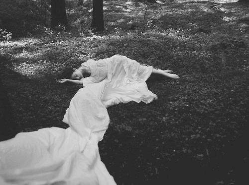 solitaria:  Sleeping beauty (by M.Wonderwall)