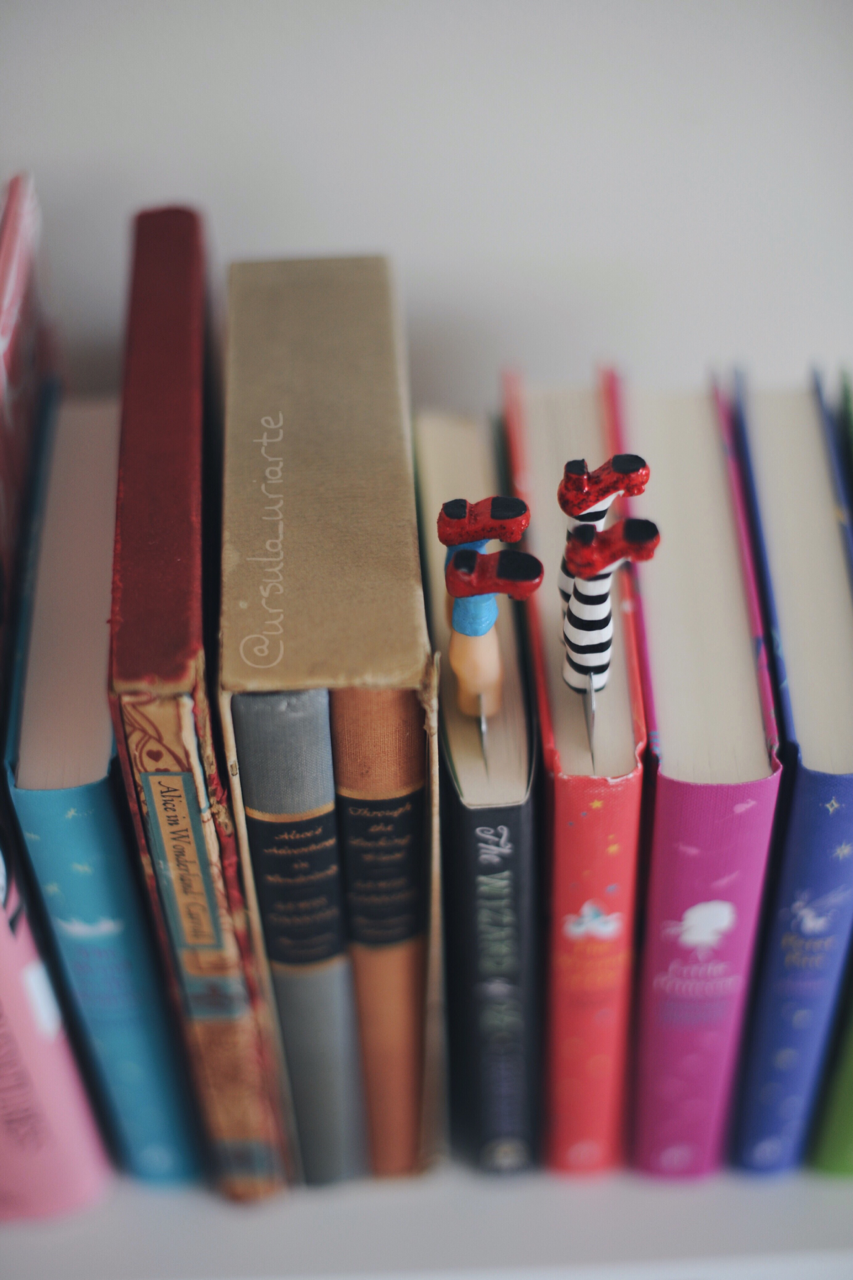 ursula-uriarte:  Are these not the most amazing bookmarks ever? I seriously can’t