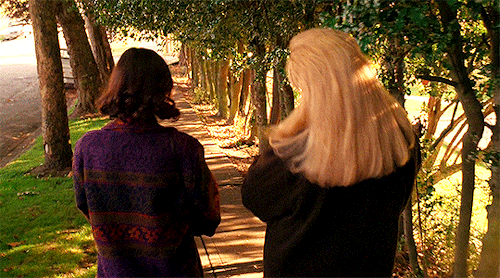 davidlynch:The good Dale is in the Lodge and he can’t leave. Write it in your diary.Twin Peaks: The 