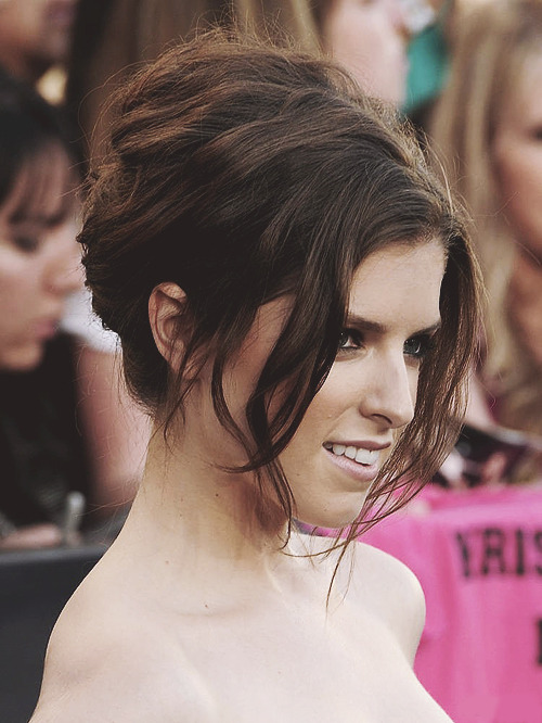 youngestzerog:  Hair porn [1/∞] → Anna Kendrick 