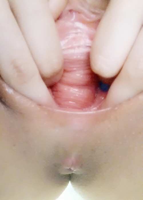 filledupfille: If I gaped my hole for you, would you fill it? What would you fill it with?I love l