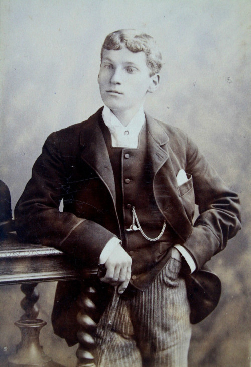 A CDV of a young man taken in a Plymouth studio in the early 1900s (door derek tait old photos)