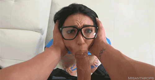 youareinmyarms:  source: www.yungbabes.com