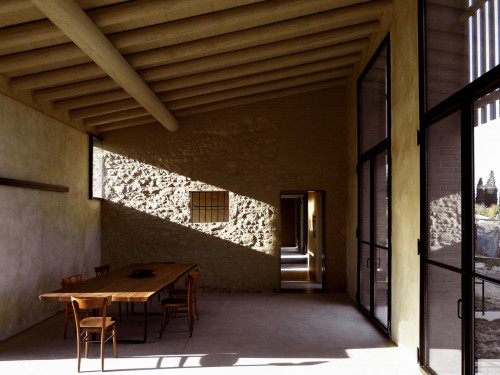 subtilitas: Filippo Bricolo - Brick house over a stone barn, Verona 2015. Photos ©  Nciolò Galeazzi.