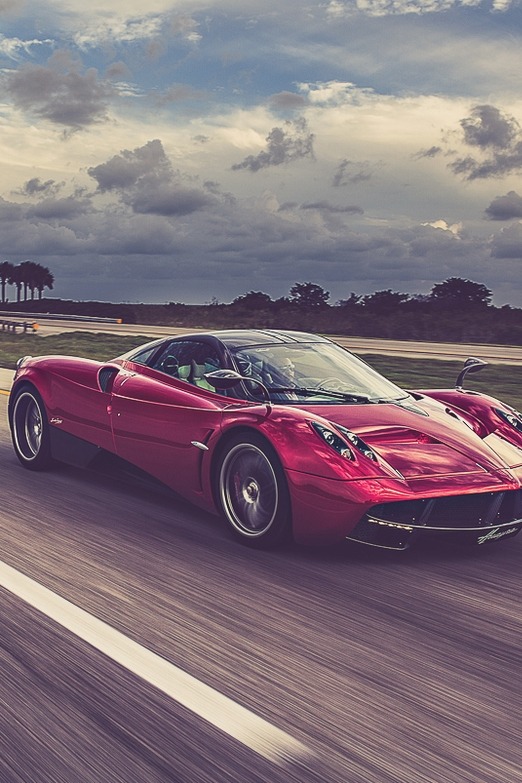 visualechoess:  Pagani Huayra - by: Albert Manduca 