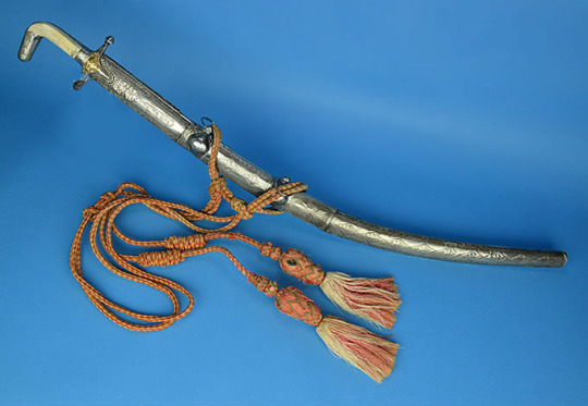 art-of-swords: Shamshir Sword Dated: mid 19th century Place of Origin: Oman Medium: