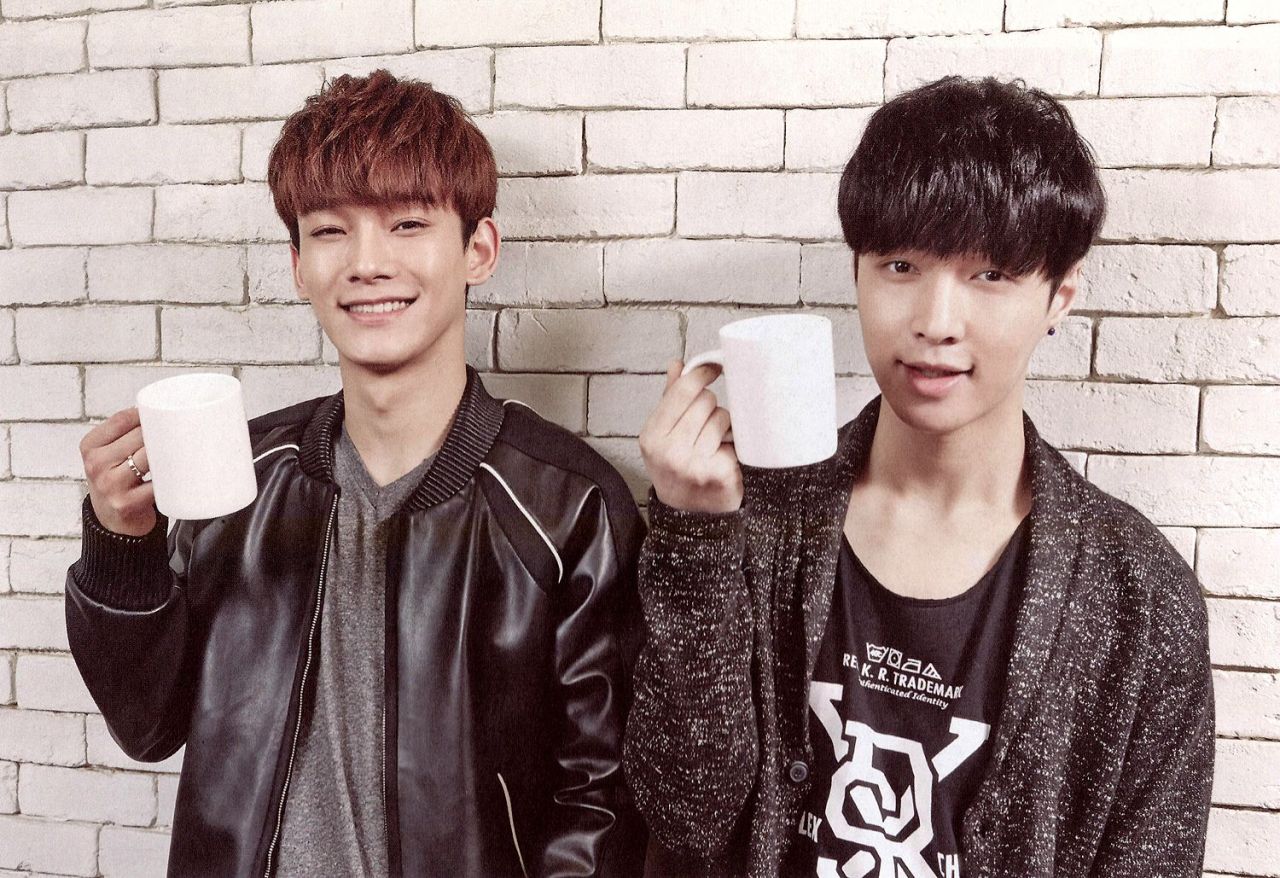 exo-gr: [141229] EXOLOGY Chapter 1: On Stage &amp; Off Stage photobook scan