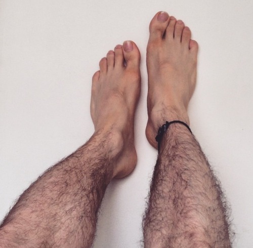 All About Men's Feet