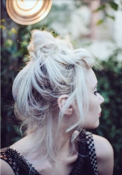 crystvllized:  vintage and models ☯✝ 