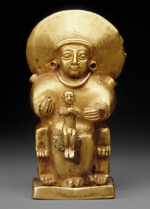 Hittite goddess and child, 14th-13th century BCE.