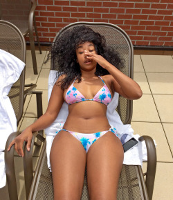 aricarter:  more tanning time.