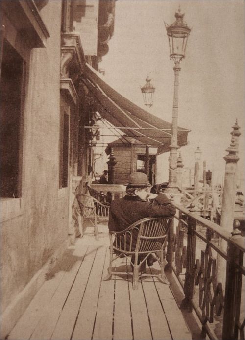 ladylabsinthe:Marcel Proust (1871-1922) in Venice, May 1900. (ireneetlalitterat…) via Book Po