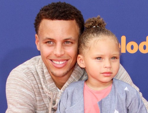 securelyinsecure:  Stephen & Riley Curry 