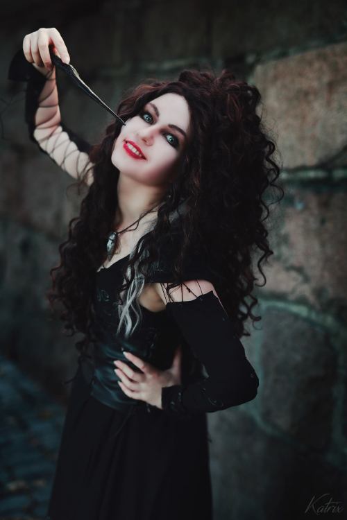 Bella cosplay by me, Heresetai and Weaslettephoto by Katrix 