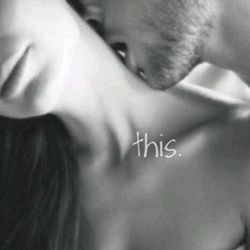 KISSING PICS