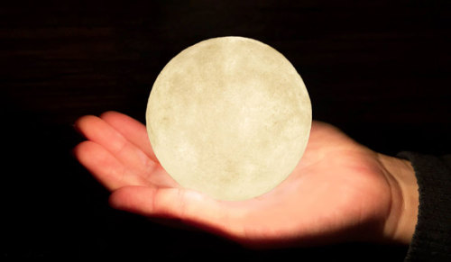 foodffs:Luna Lamp Brings The Moon Into Your RoomReally nice recipes. Every hour.Show me what you coo