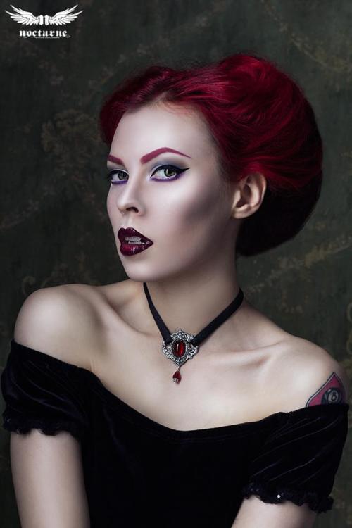 gothicandamazing:  Model, make-up & hair, retouch: Annet MorgensternPhoto: Lupus MorsusNecklace: Nocturne JewelleryWelcome to Gothic and Amazing |www.gothicandamazing.org  