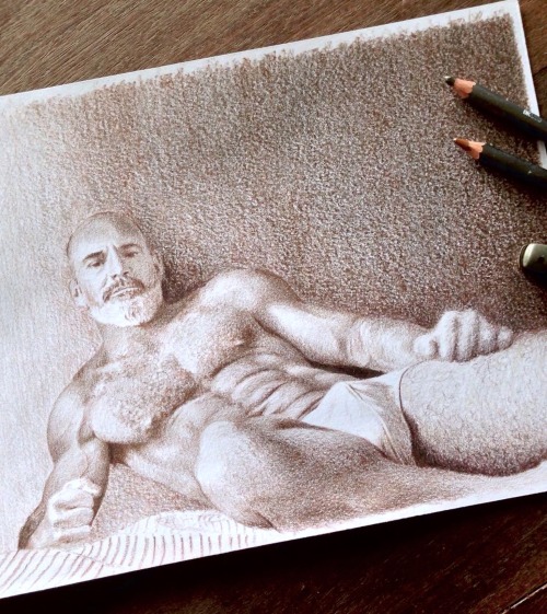 Porn photo luz-natural:  What a pencil can do@retriever69