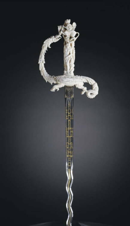 historyarchaeologyartefacts - Sword (96,5 cm - Ivory and steel),...