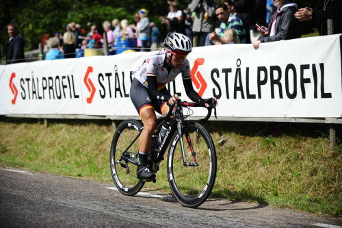 womenscycling: Trixi Worrack, attacking solo on Vårgårda lap 2 via Vårgårda.nu | Vi är där när det h