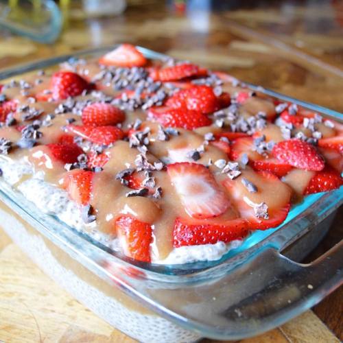 I made this strawberries and cream chia pudding parfait a few weeks back to take to a potluck. There