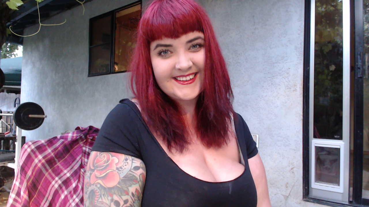 debaucherybabe:  fat chicks with red hair and tattoos are hot, right?  Very hot!