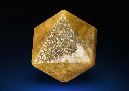 Londonite - Ampanivana pegmatite, Betafo District, Vakinankaratra Region, Antananarivo Province, Mad