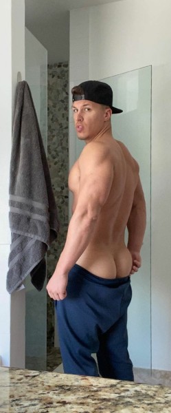 kt1700:AZZIE 👖