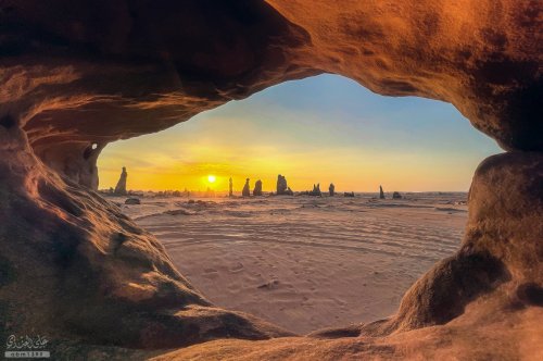 الغراميل في العلا، تتبع إداريًا لمنطقة المدينة المنورة،