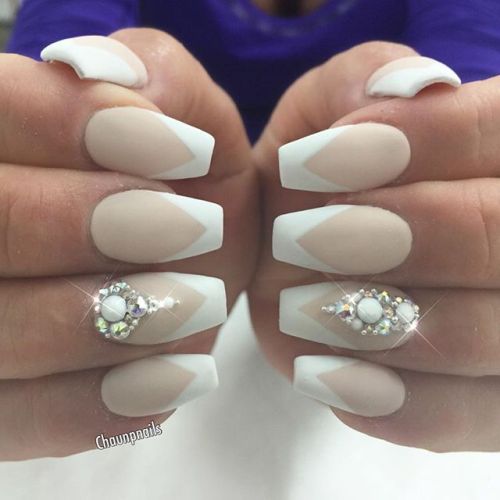 makeuphall:IG: chaunpnails