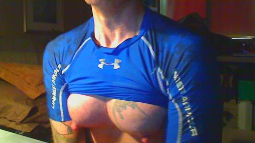 XXX muscleox:In workout wear…then pulled up photo