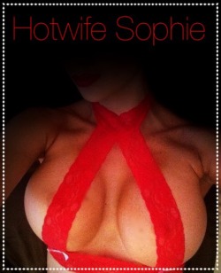 elfabbs:  Sophie in red, whilst waiting for