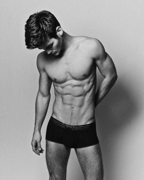 thehottestblokes:  http://thehottestblokes.tumblr.com