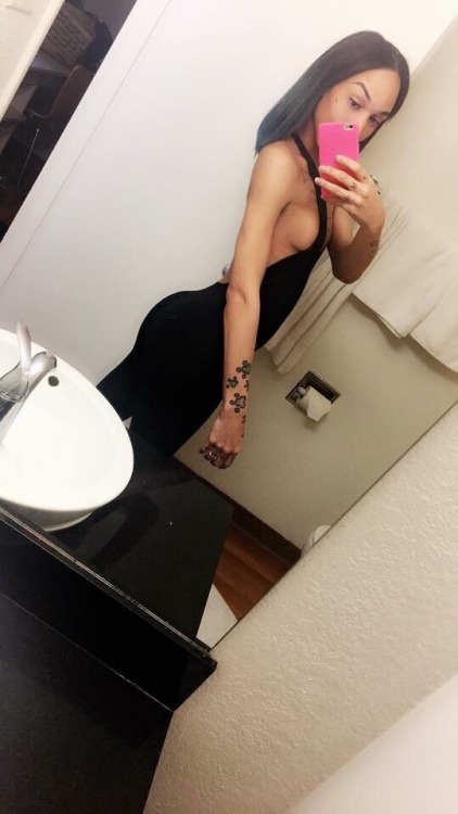 trannylovernyc:  Chicago got a beautiful one😍❤️😍❤️😍❤️  TS afton  FOLLOW‼️😍  @yourhighnessafton