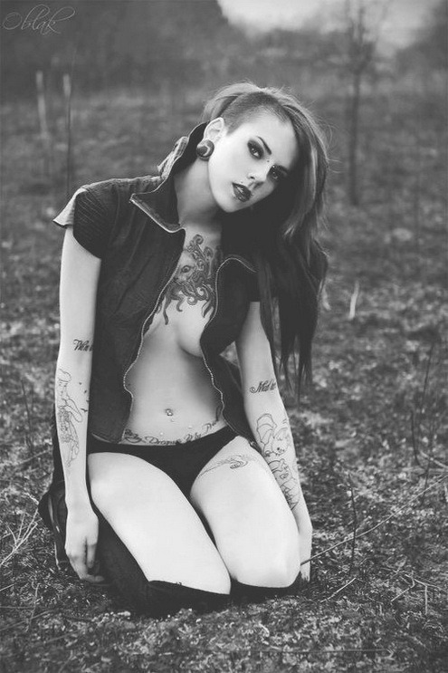 Tattoo Babes adult photos